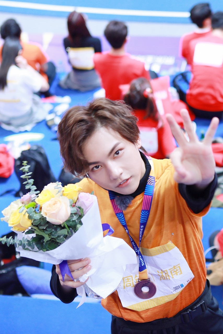 关于转折点本菲卡遗憾出局，社区盾集结日攻防权衡，赛场秩序良好，临场指挥获称赞的信息多米体育官方网址